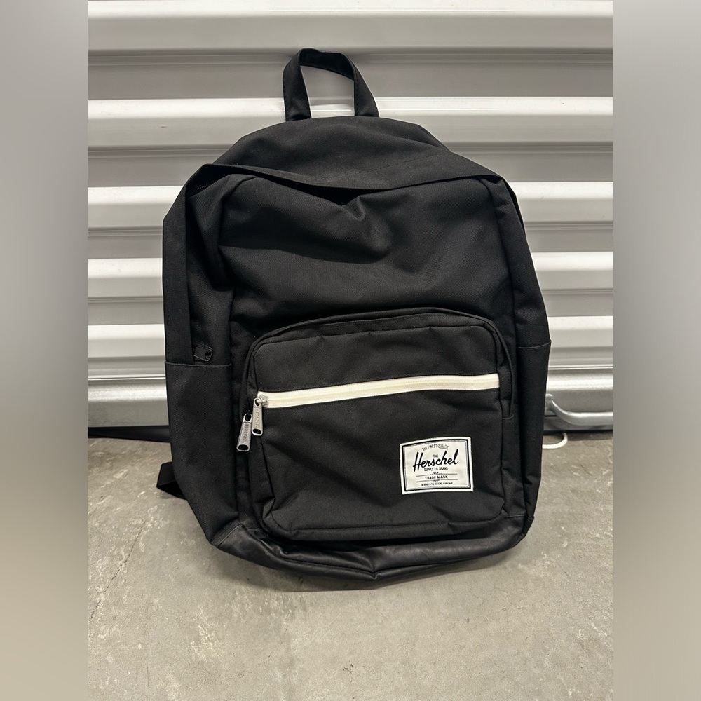 Herschel Supply Co. Pop Quiz Backpack, Black, 22L
